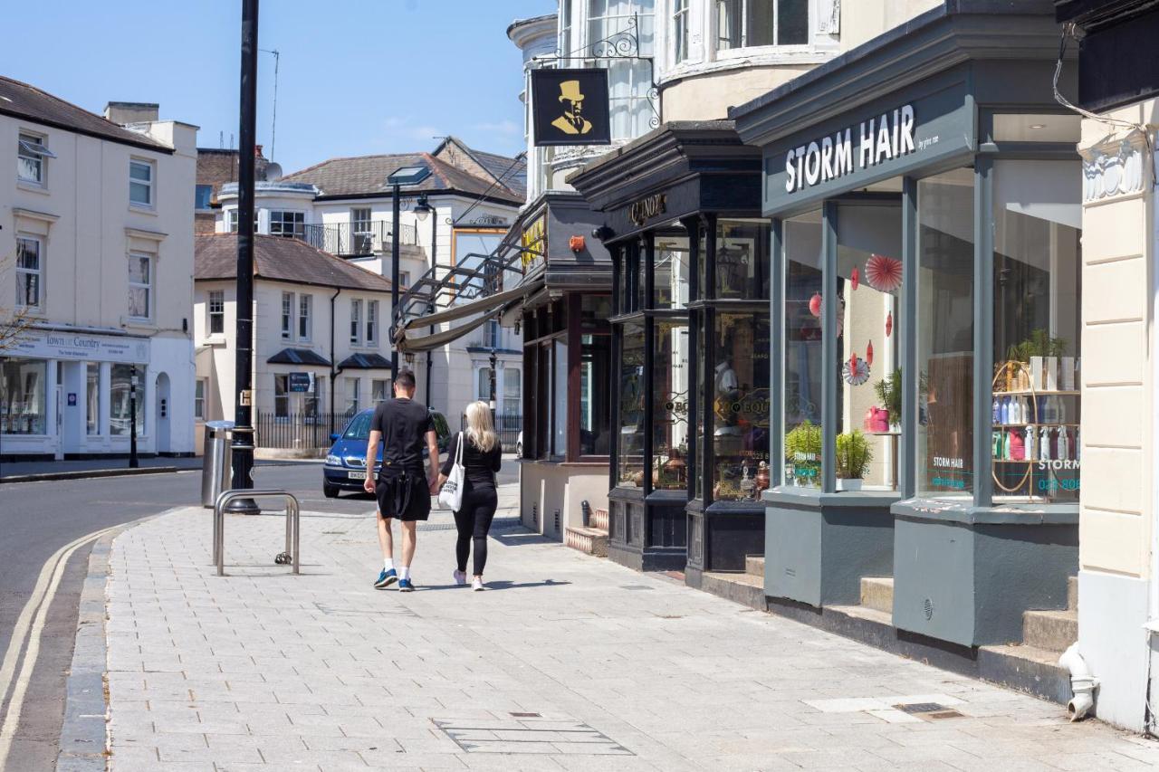 Oxford Street Grand Apartment- Free Evening Parking Southampton Eksteriør billede